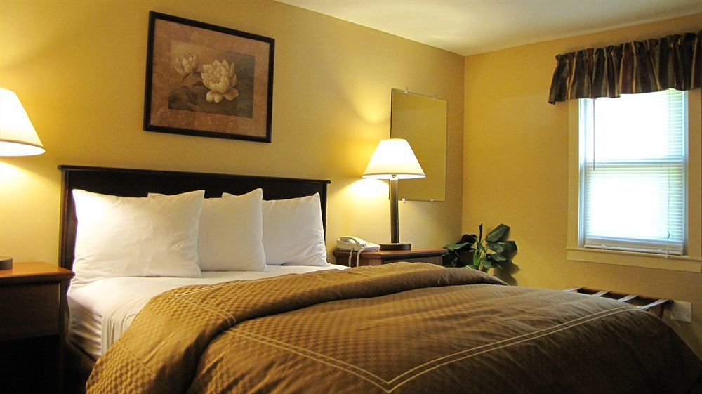 Mt. Madison Inn&Suites Gorham Extérieur photo