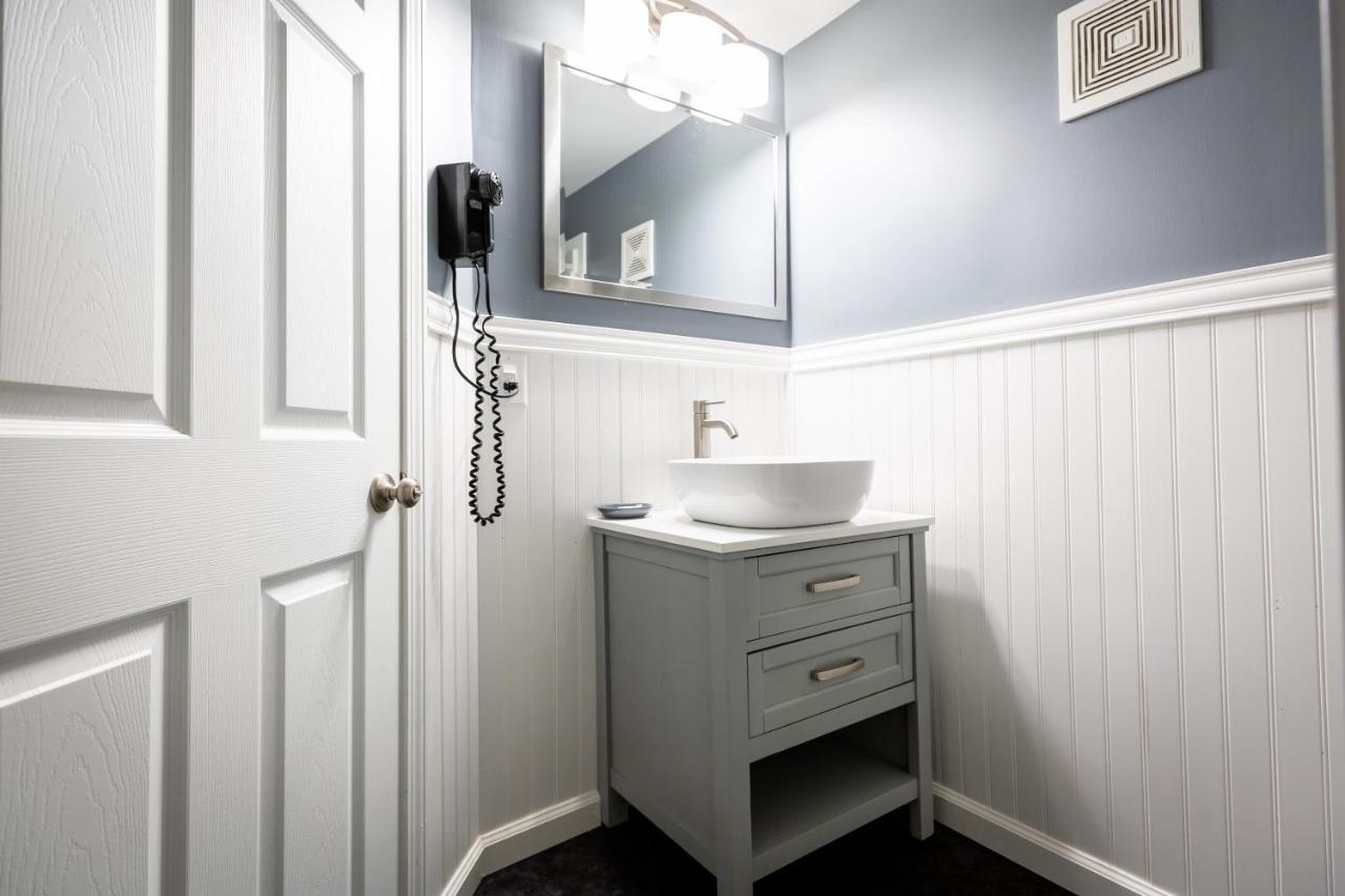 Mt. Madison Inn&Suites Gorham Extérieur photo