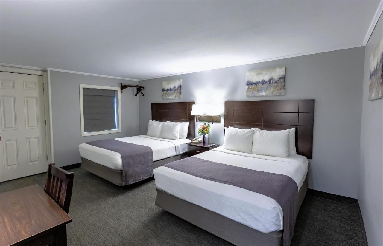 Mt. Madison Inn&Suites Gorham Extérieur photo