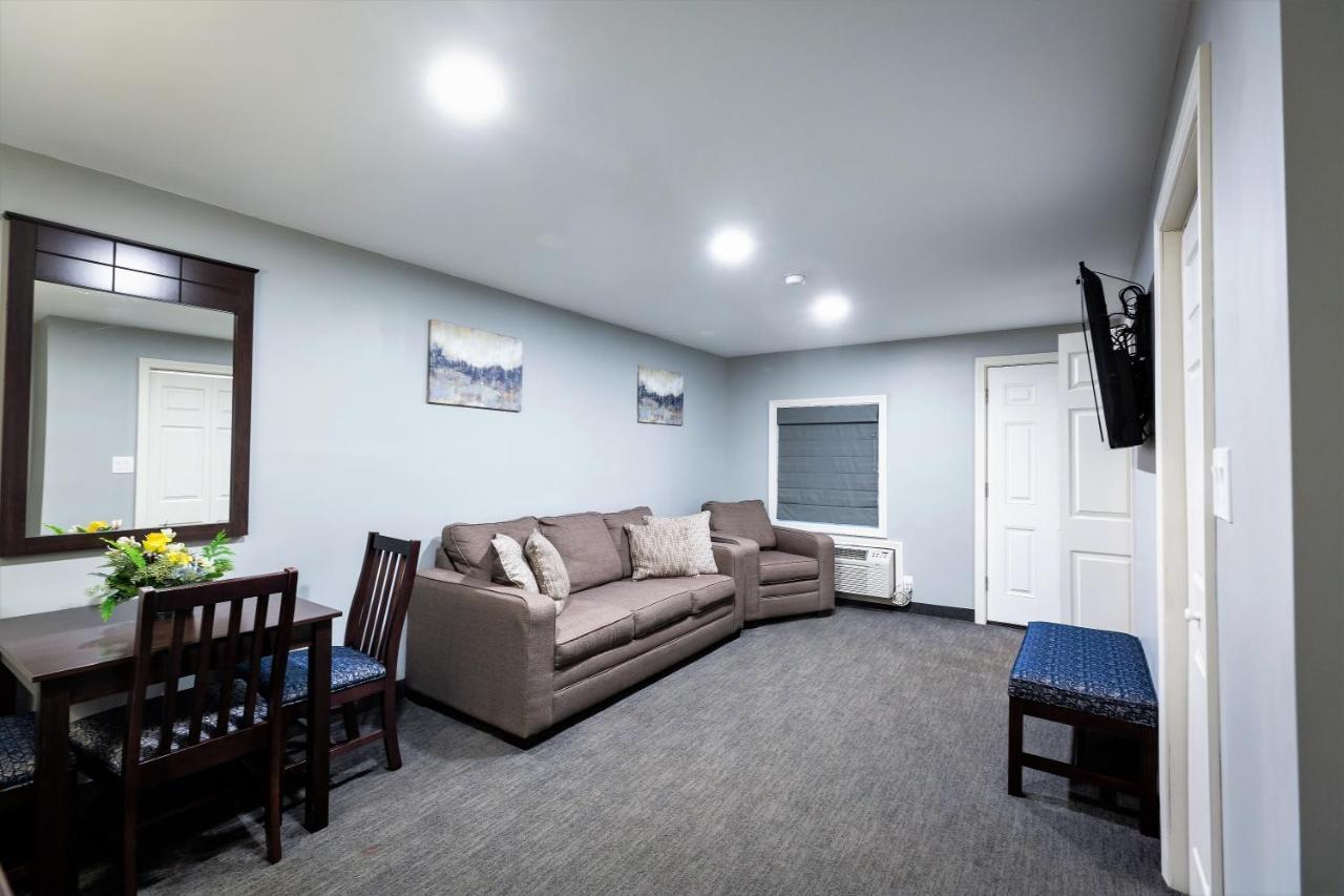 Mt. Madison Inn&Suites Gorham Extérieur photo