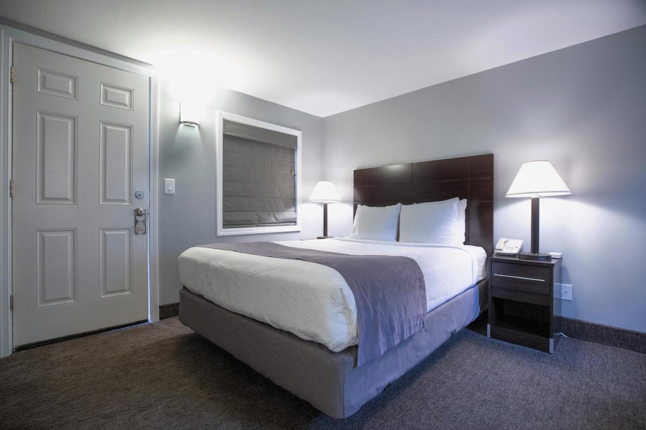 Mt. Madison Inn&Suites Gorham Extérieur photo