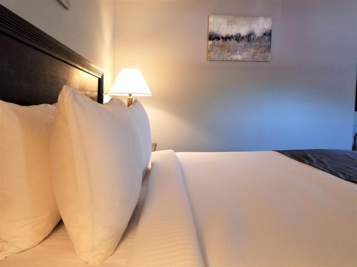 Mt. Madison Inn&Suites Gorham Extérieur photo